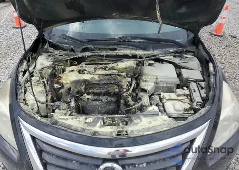 2015 Nissan Altima 2.5 из США, поврежденный, VIN 1N4AL3AP2FC250071